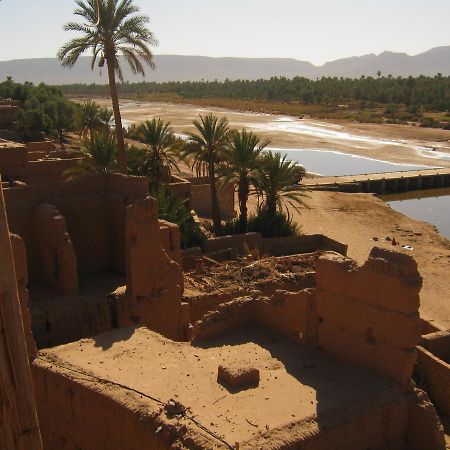 Auberge Toda Kasbah Tinfou Zaouia de Sidi el Mokhtar Ben Ali Exterior photo
